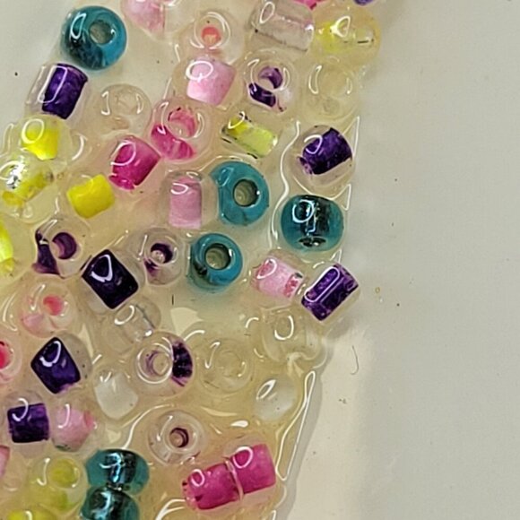 White Long Resin Earrings with colourful sequin beads - Picture 5 of 8